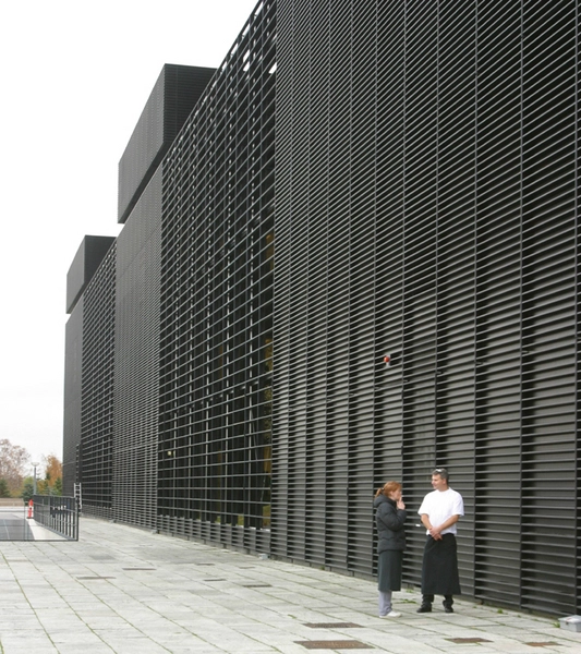 Neroport + Ferring Facadestruktur