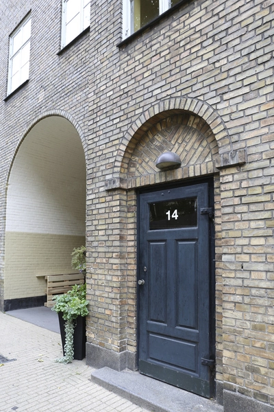 Linoleumshuset Port og bagtrappe