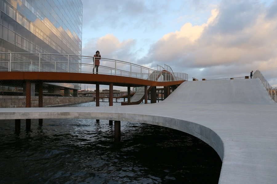 Kalvebod Bølge Udskæringer i betondækket