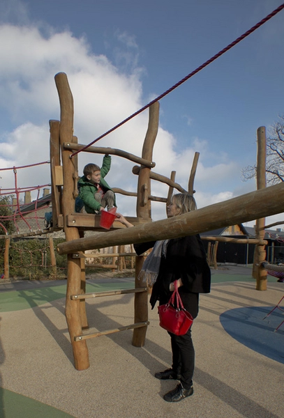 Eventyrøen Fra legepladsen