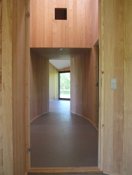 Vindhuset Vindhuset. Kighul over mellemgang