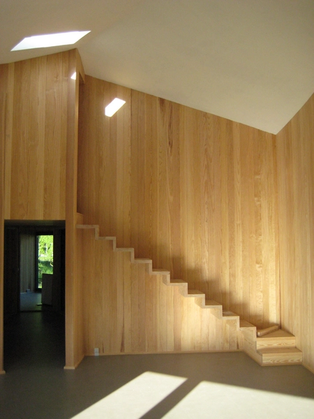 Vindhuset Vindhuset. Mellemgang og trappe