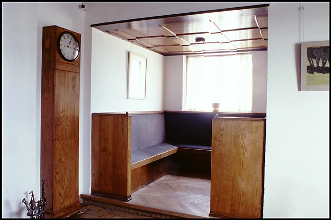 Gudhjem station Venterum (interiør)