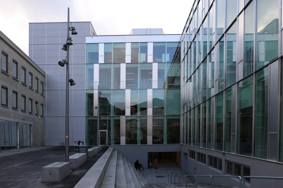 KEA Empire Campus KEA indgang fra Guldbergsgade