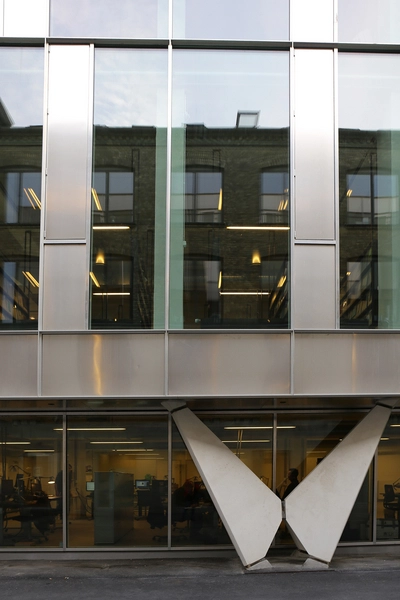 KEA Empire Campus Detalje betonstøtte, dæk og glasfacade