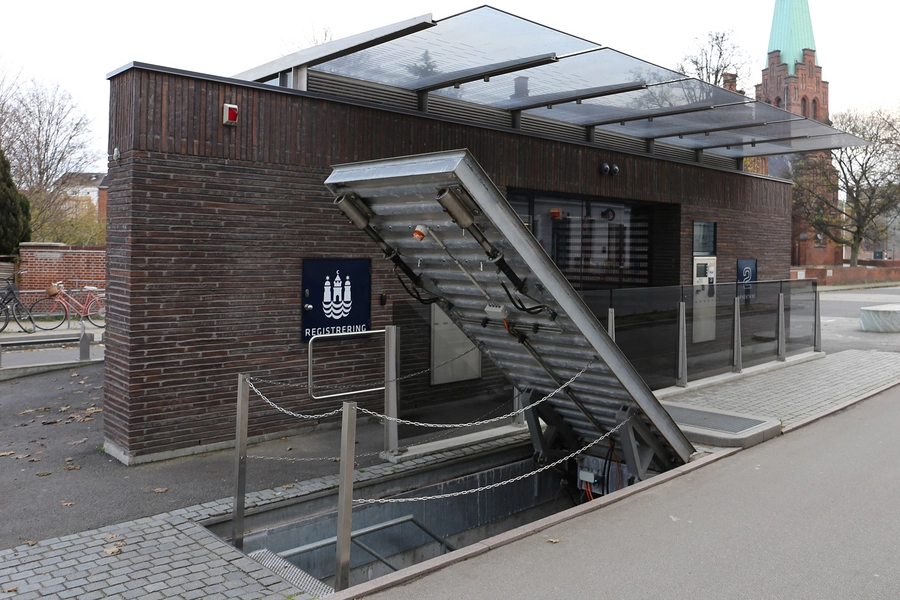 Underjordisk Parkeringshus Nørre Allé Teknikernes nedgang til parkeringshuset