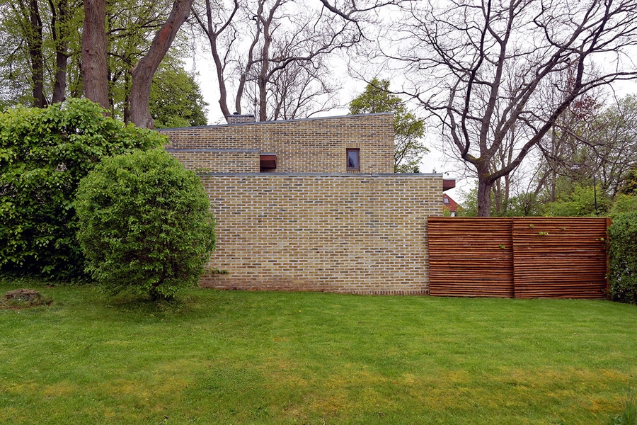 Exners Hus Gavlmotiv garage