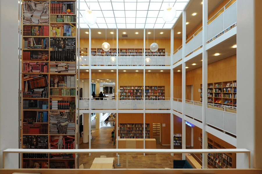 Malmö Stadsbibliotek ”Slottets” glasoverdækkede centralrum er genskabt