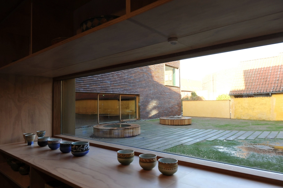 Sorø Kunstmuseum Udsigt fra billetsalg og museumsbutik.