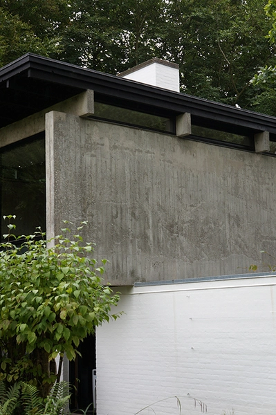 Knud Friis eget hus Møde mellem materialer