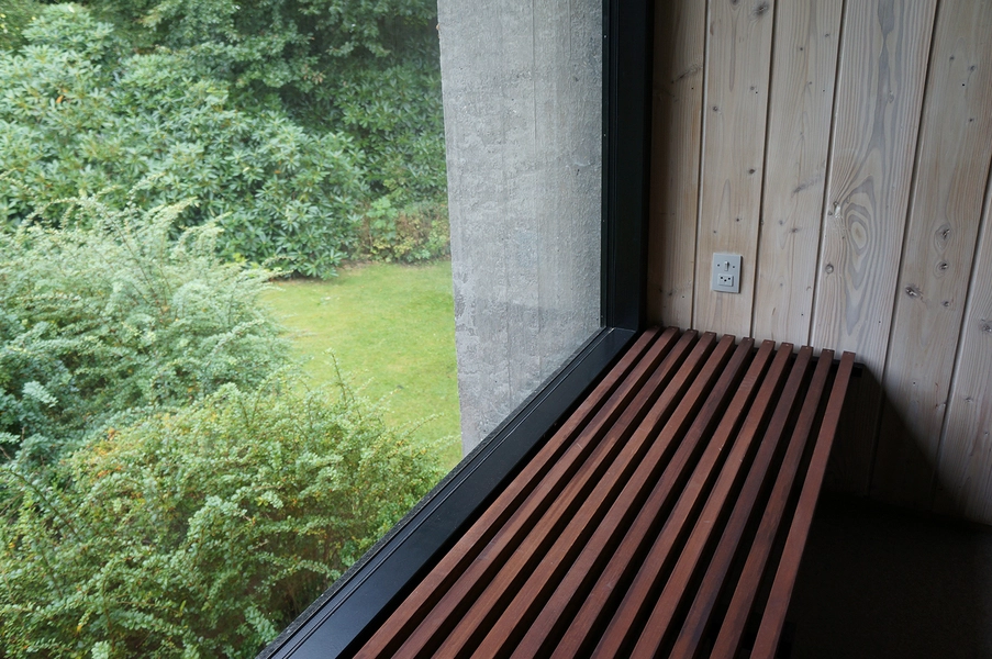 Knud Friis eget hus Detalje vinduesbænk