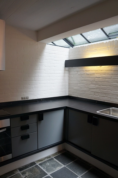 Knud Friis eget hus Ovenlys køkken