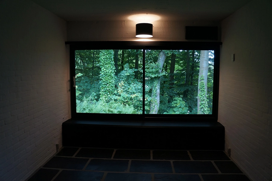 Knud Friis eget hus Udblik fra værelse