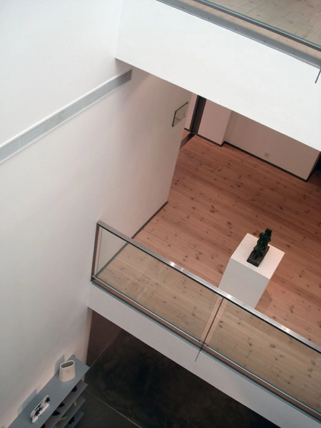 Vendsyssel Kunstmuseum Tilbygning Kig ned gennem højt atrium