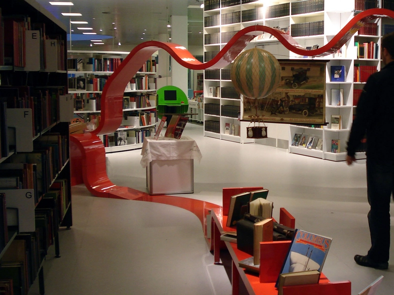 Hjørring Bibliotek Kig på luftballon-hjørne