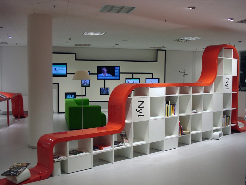 Hjørring Bibliotek Rødt bånd og skab