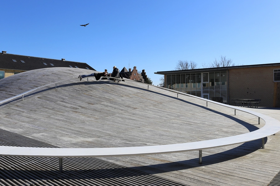 Multihal Gammel Hellerup Gymnasium Bænkelement
