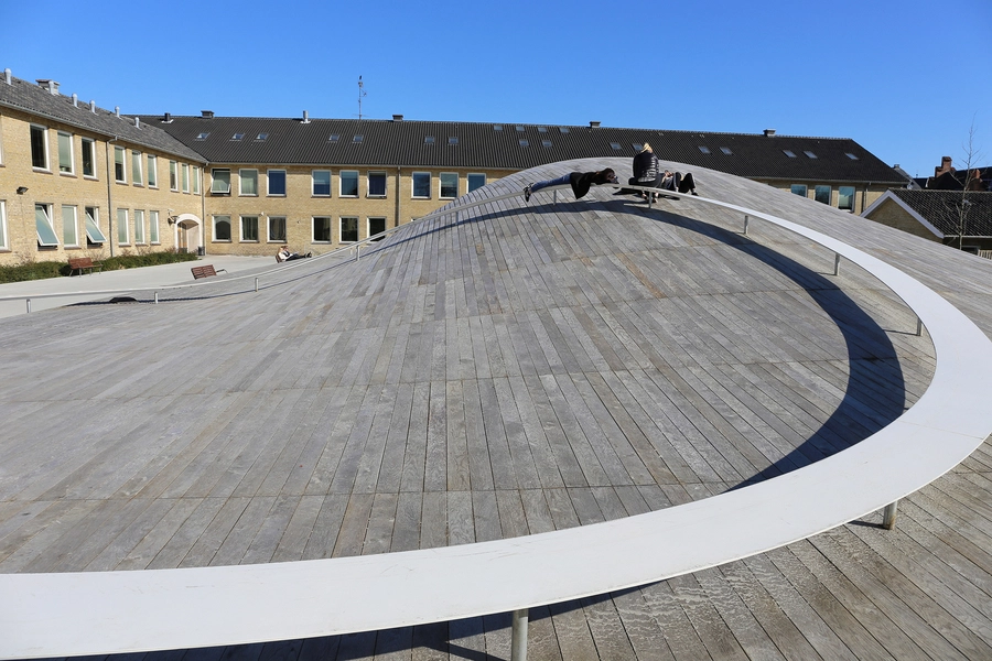 Multihal Gammel Hellerup Gymnasium Bænkelement
