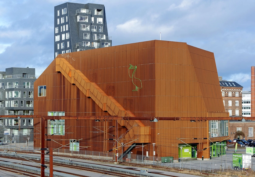 Pelican Self Storage Kastellet Udsigt fra Langeliniebro