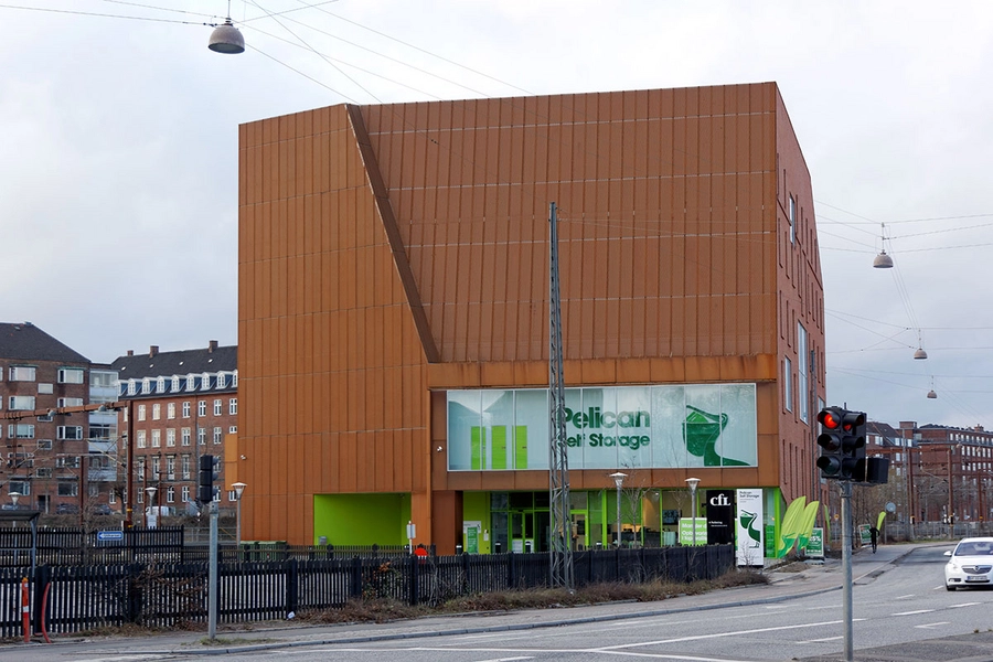 Pelican Self Storage Kastellet Sydlig facade med hovedindgang