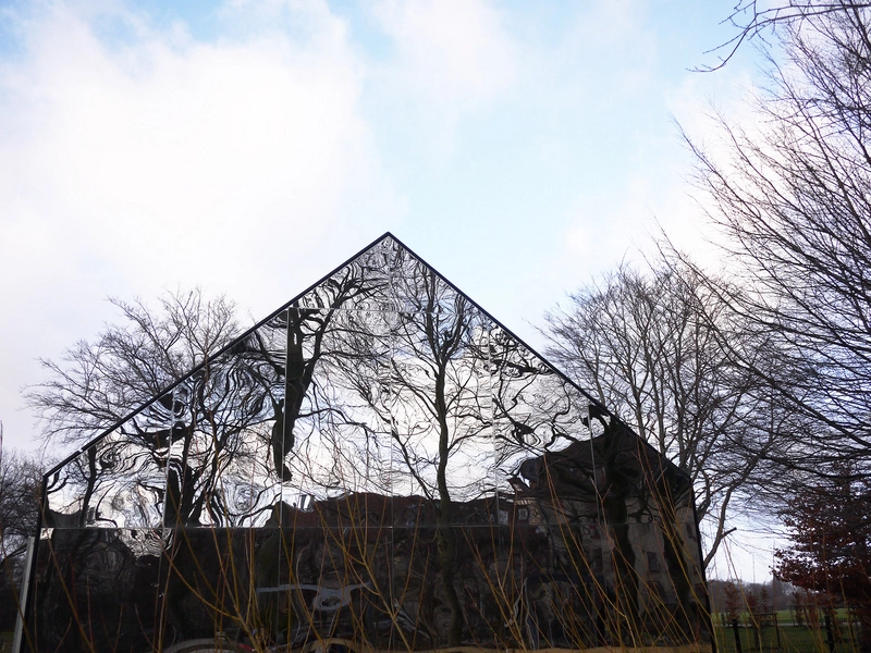 Mirror House - Tårnlegepladsen Sydgavl, spejling