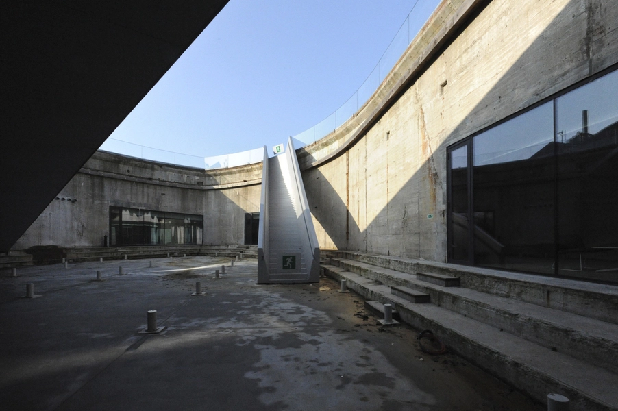 M/S Museet for Søfart Spidsen af dokken mod vest med trappe.