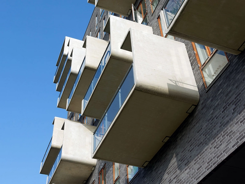 Ørestadshuset Betonelementer, ophængning