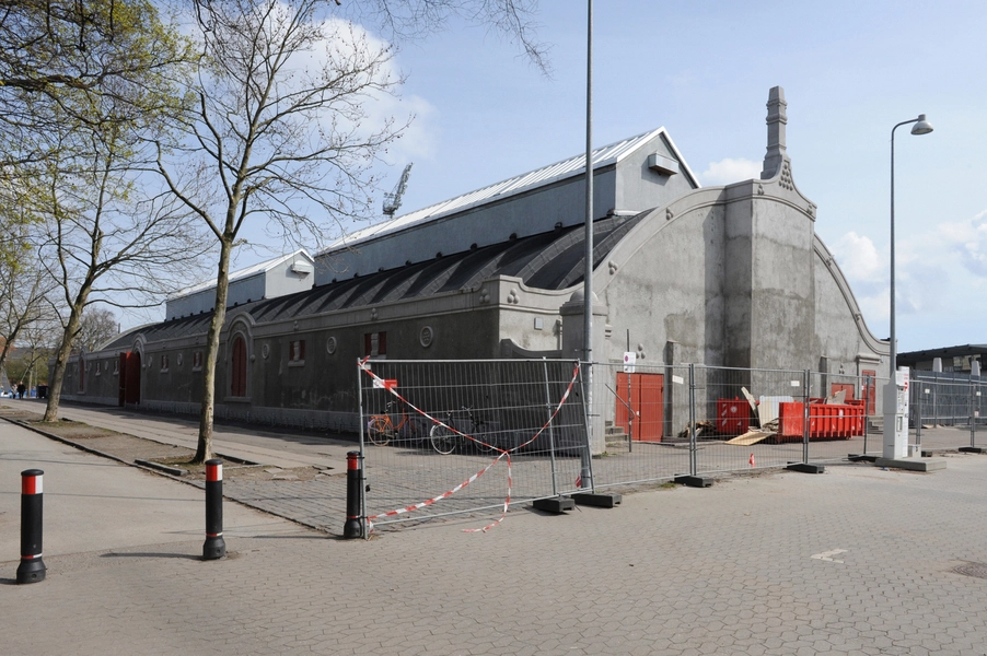 B.93 Tennishal - Sparta hallen Facaden set fra syd langs P.H. Lings Alle