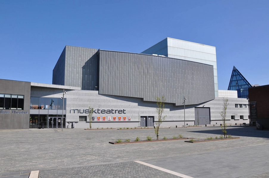 Musikteateret Holstebro Musikteateret set fra forpladsen