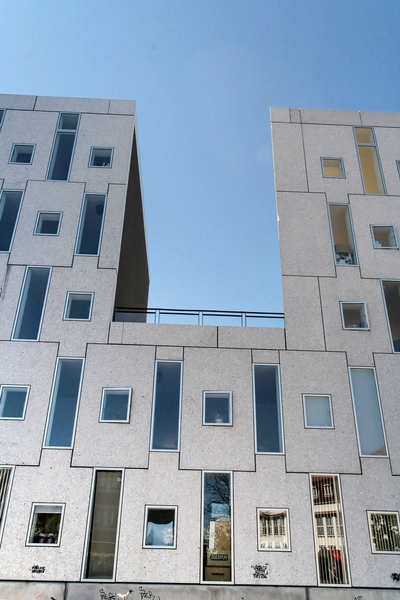 Emaljehaven Facade mod vejen