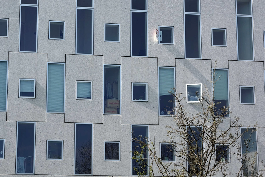 Emaljehaven Facade mod vejen