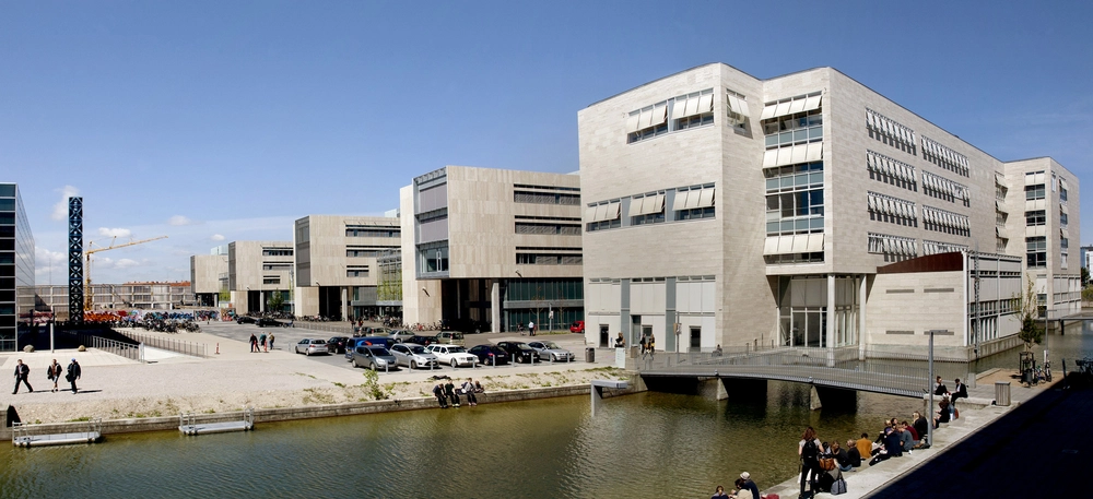 KUA 2, Københavns Universitet Amager, Humanistisk Fakultet Total