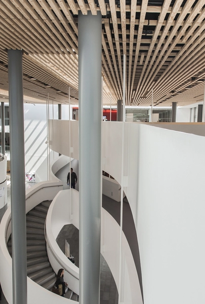 KUA 2, Københavns Universitet Amager, Humanistisk Fakultet Rampesystem, tagkonstruktion