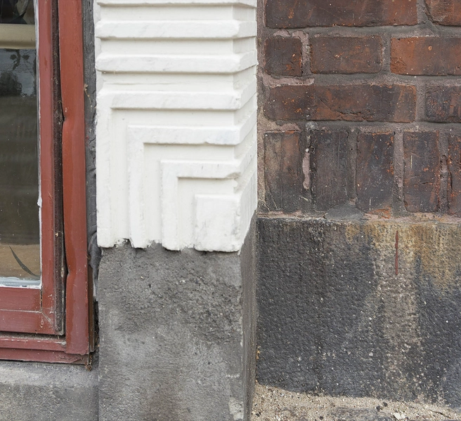 Mosendalgaard Detalje, vinduesindramning