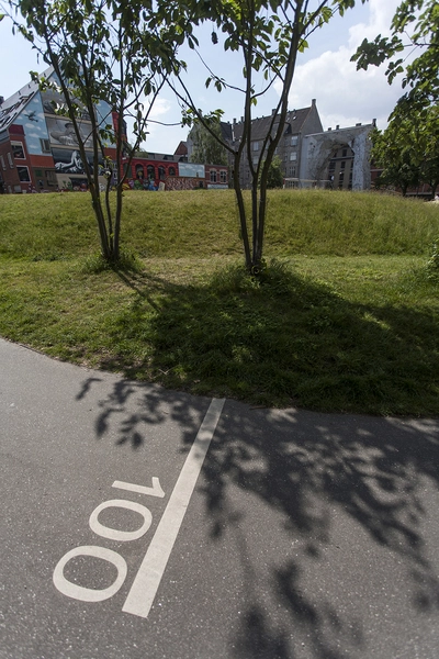 BaNanna Park Afstandsangivelse på asfaltloop