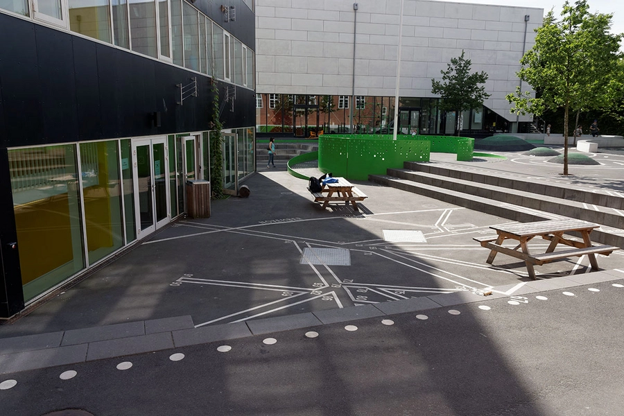 Vanløse skole Indgangsparti