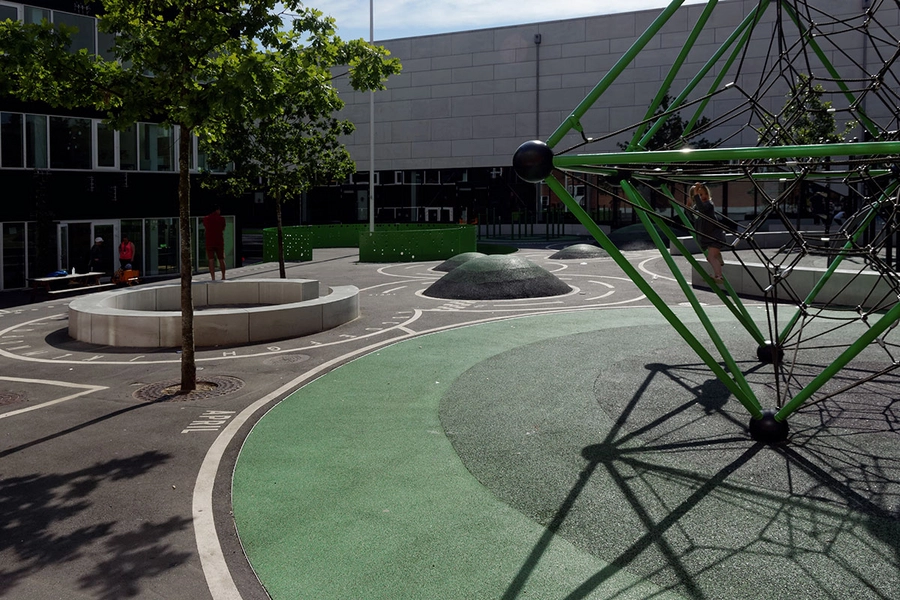 Vanløse skole Detalje, ny legeplads