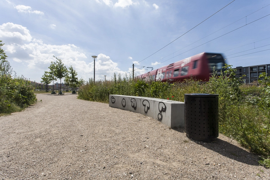 Mimersparken Sti langs jernbanen