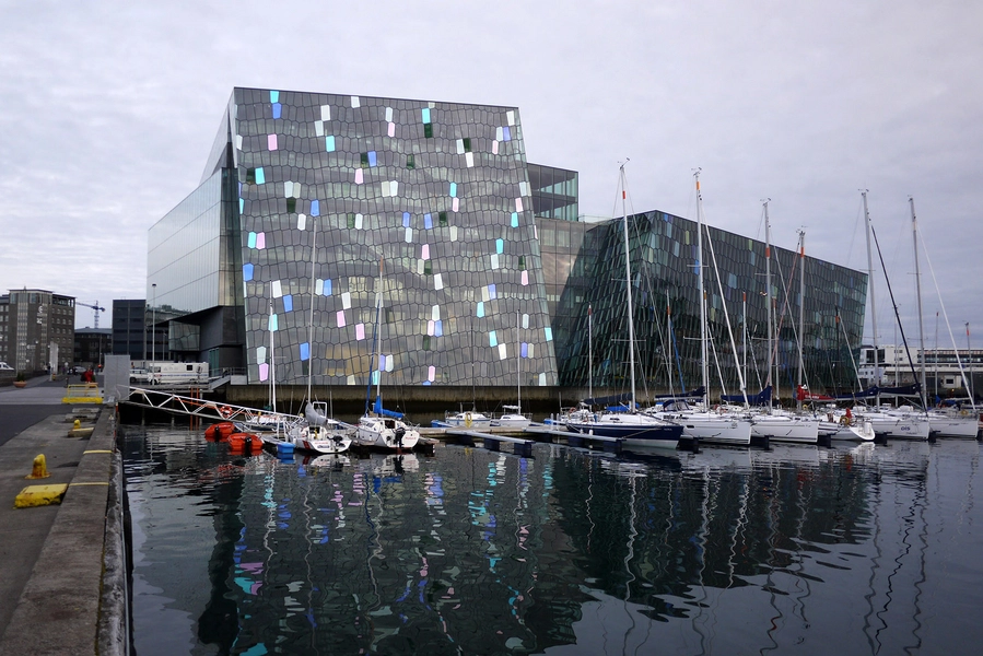 Harpa Bygningen set fra molen, Nordfacade