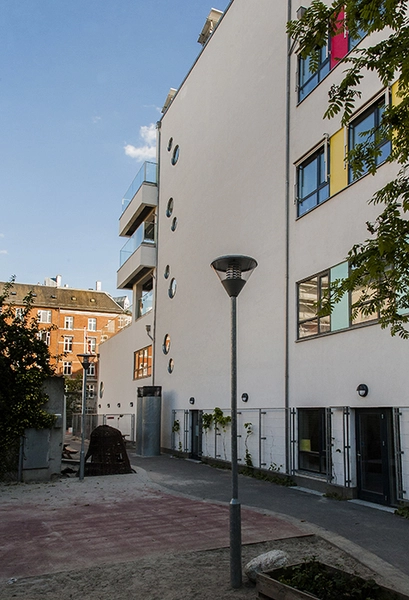 Damperen Udsnit, facade