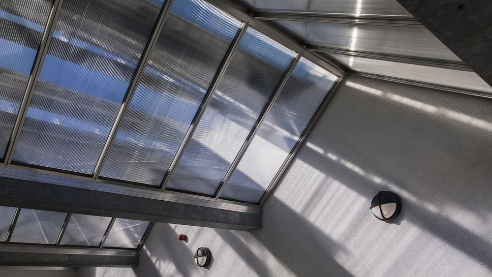 Damperen Detalje, lysindfald gennem overdækning