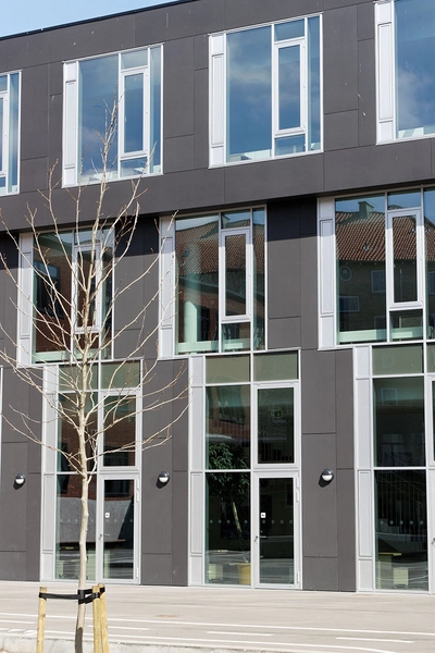 Tagensbo Skole Den nye tilbygnings facade