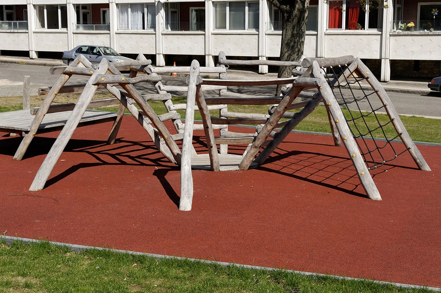 Tagensbo Skole Detalje, skolegård