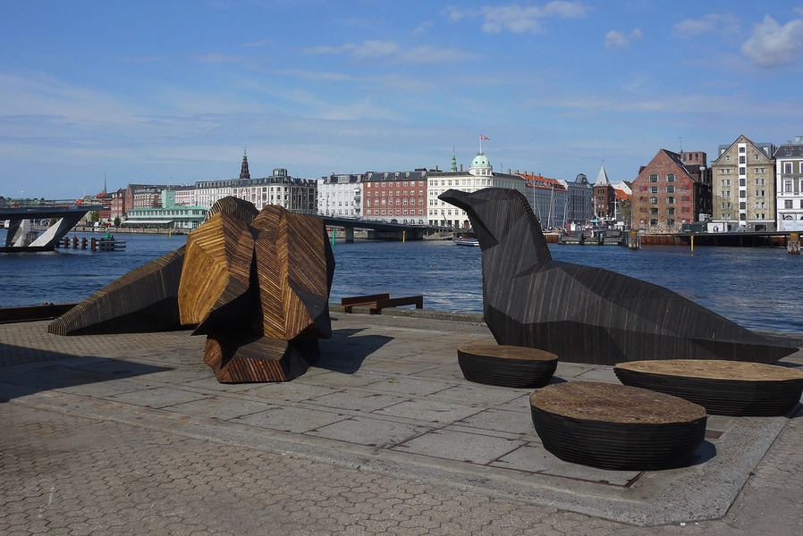 Svartbag byrum Overbliksbillede, ankomst