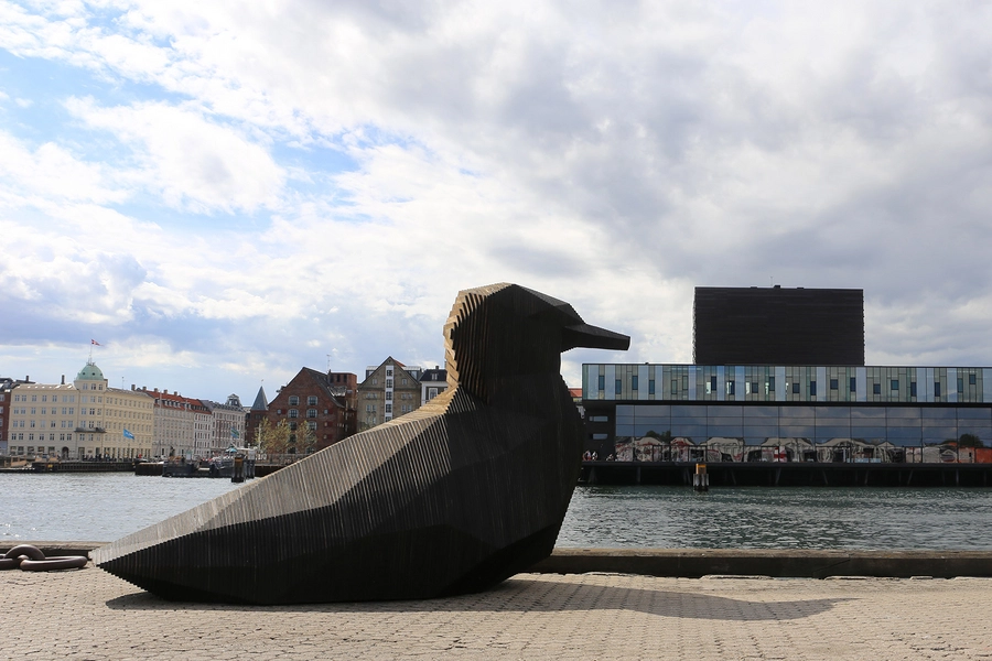 Svartbag byrum Fugl og Skuespilhus i samspil på tværs af Københavns havn
