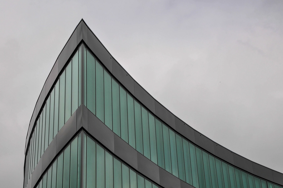 Elro Energi Domicil Detalje, facade vingespids