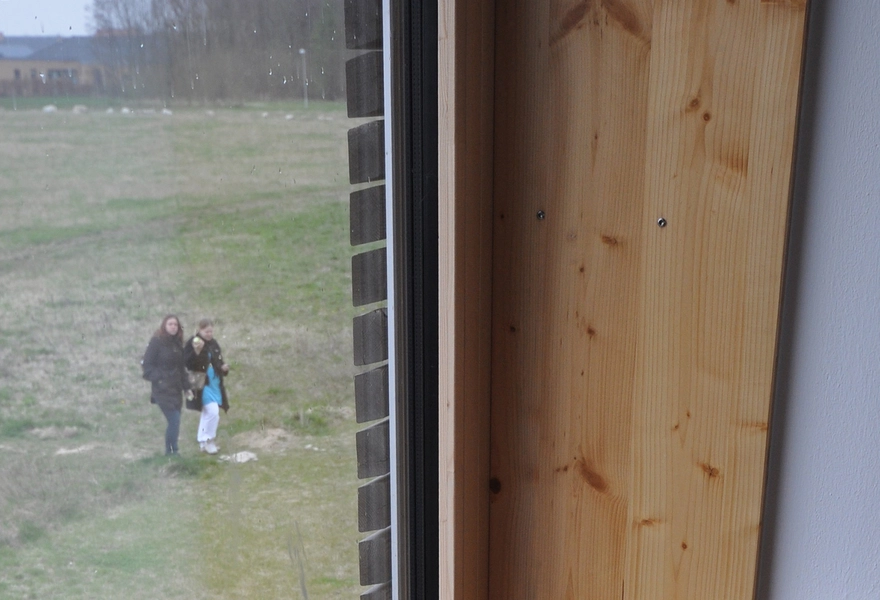 Lærkehaven Dyb karm i træ