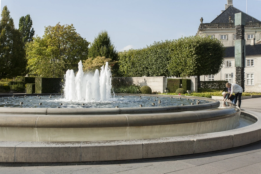 Amaliehaven Springvandet med Amalienborg i baggrunden