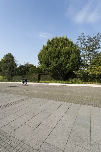 Amaliehaven Kig til haven fra kajkanten