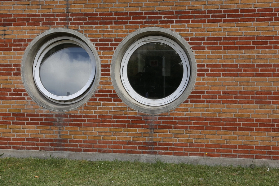 Statens Serum Institut Detalje, runde vinduer